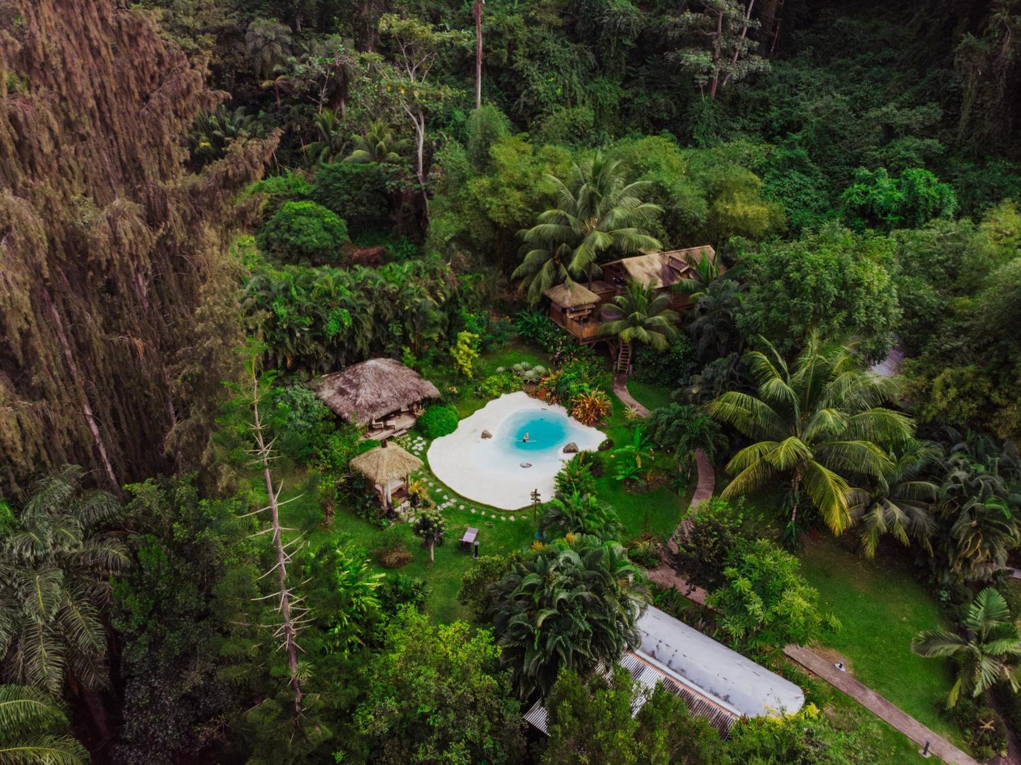 West Indies Cottage Pointe-Noire Exterior photo